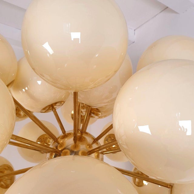 1990s Mid Century Modern, Beige Glass Sputnik Chandelier For Sale - Image 9 of 11
