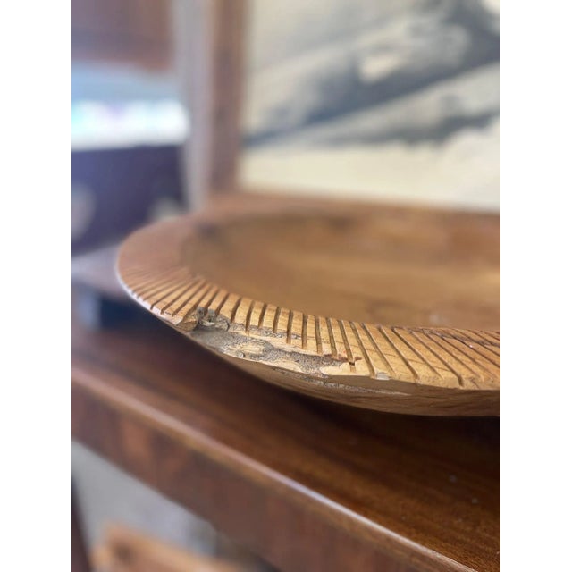 Mid-Century Modern Vintage Wooden Platter Stripe Designed Edge Splits Consistant With Age For Sale - Image 3 of 7