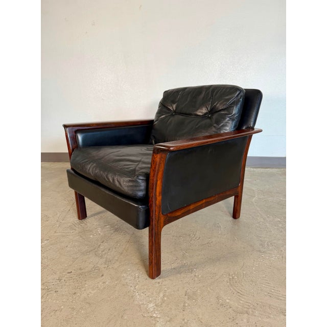 Mid Century Modern Rosewood and Black Leather Lounge Chair attributed to Hans Olsen for Bröderna Andersson Sweden...