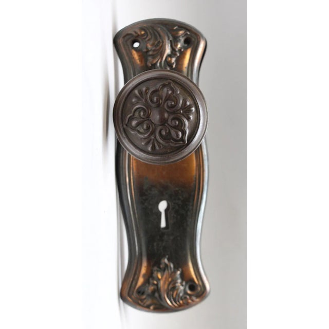 This Old English style brass door knob set was manufactured by Lockwood in the 1914 catalog. This is part of the G-11300...