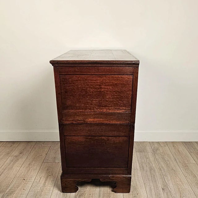 English George II Oak Chest, Circa 1750 For Sale - Image 4 of 8