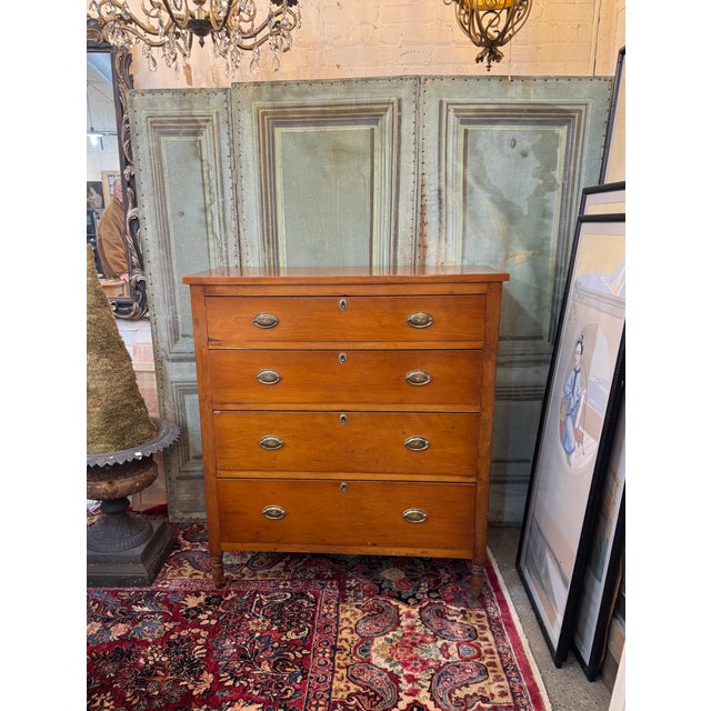 Traditional 1840s Federal Style Cherry 4-Drawer Dresser For Sale - Image 3 of 8