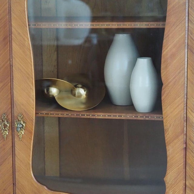 Vintage Display Case in Walnut For Sale - Image 5 of 10