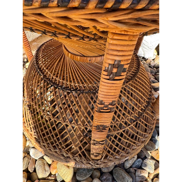 Iconic 1970s Vintage Emmanuelle Wicker Rattan Peacock Chair For Sale - Image 9 of 12