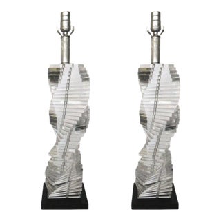 Mid-Century Modern Stacked Clear Lucite Lamps Spiral Staircase Design - a Pair For Sale