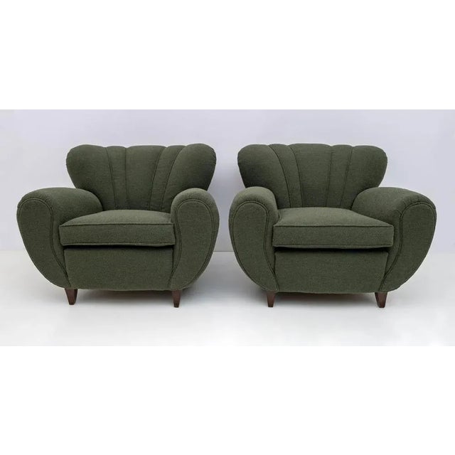 Set of Italian Art Deco Bouclé Armchairs attributed to Guglielmo Ulrich, 1940s For Sale - Image 10 of 10