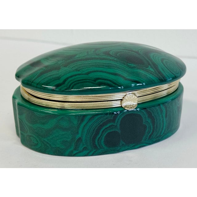 Frederick Cooper Vintage Frederick Cooper Style Porcelain Faux Malachite Box For Sale - Image 4 of 10
