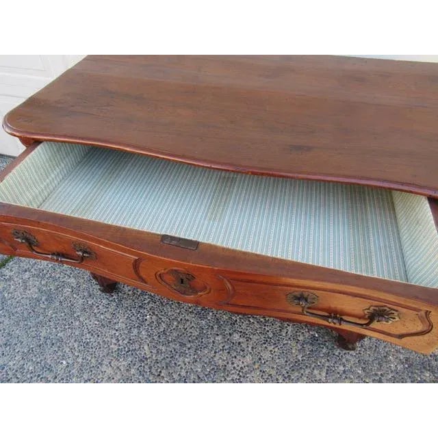 Antique French Walnut Serpentine Fronted Commode For Sale - Image 11 of 13