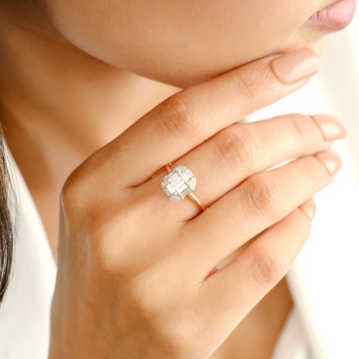 Real Diamond Cluster Engagement Ring for Bride in 18k Rose Gold Size 5.5 For Sale In New York - Image 6 of 12