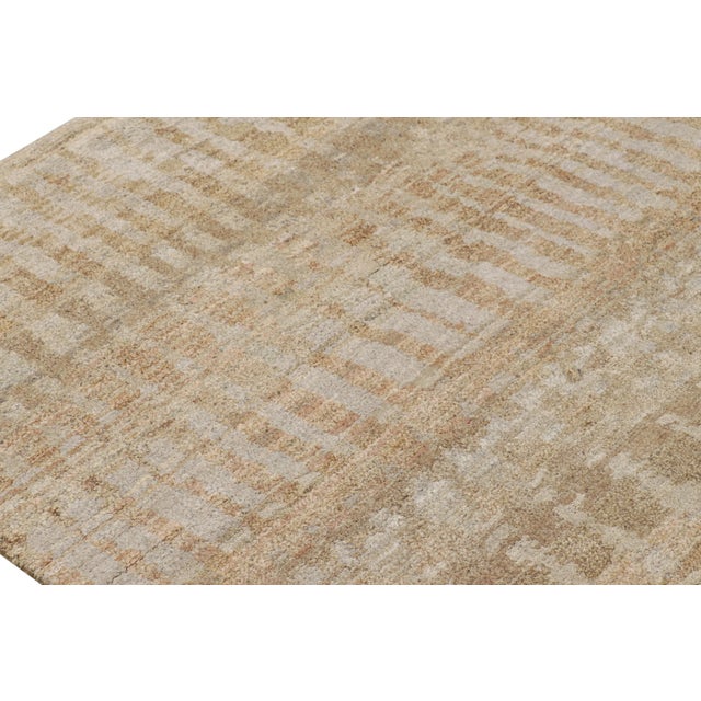 Contemporary Rug & Kilim’s Contemporary Textural Rug in Beige-Brown and Gray Tones For Sale - Image 3 of 8