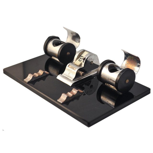 Art Deco Lacquered Desk Calendar with Two Inkwells with Retractable Lids, 1930s For Sale - Image 4 of 18