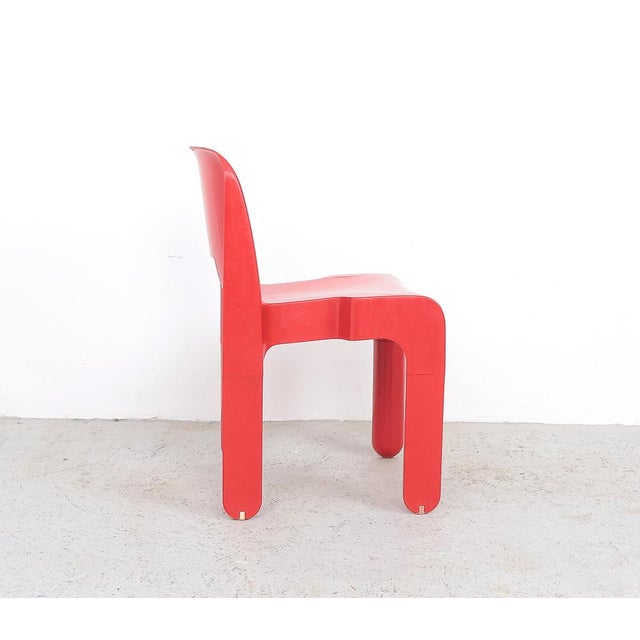 Red Vintage Universal Chairs in Red by Joe Colombo for Kartell, 1960s, Set of 2 For Sale - Image 8 of 15