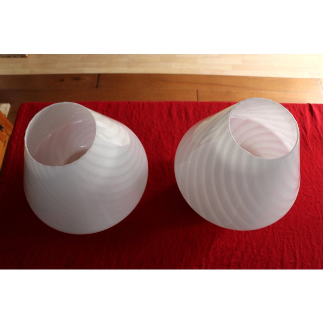 Vintage Pair of Murano Glass “Mushroom” Swirl Table Lamps – Italy, 1970s For Sale - Image 4 of 18