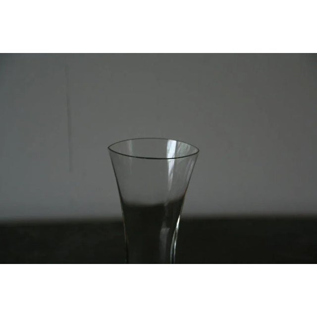 Small French Mid Century Clear Glass Vase For Sale In New York - Image 6 of 10