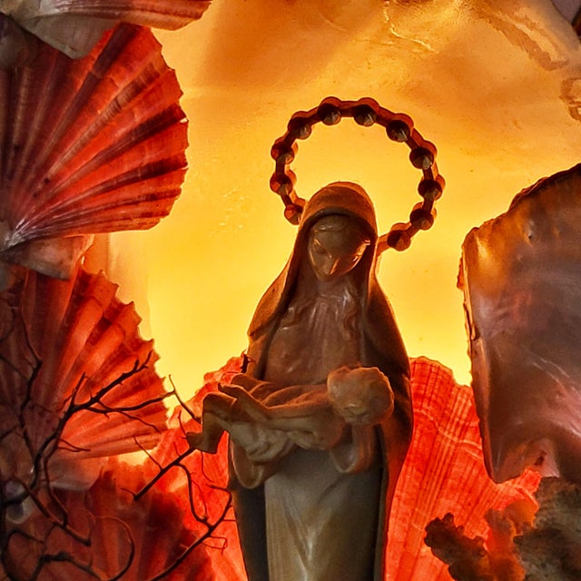 Mid-Century Modern Italian Souvenir Light Sculpture, 1960s For Sale - Image 6 of 7