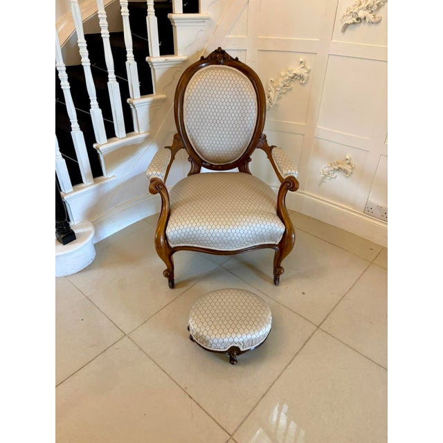 Beige Antique Victorian Carved Walnut Salon Suite, 1850s, Set of 11 For Sale - Image 8 of 18