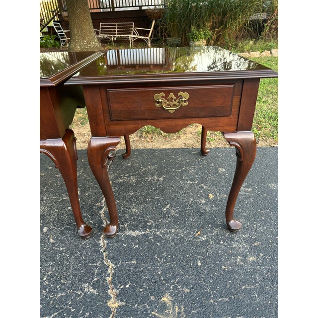 Brown Ethan Allen Georgian Court Queen Anne Side Tables, Set of 2 For Sale - Image 8 of 12