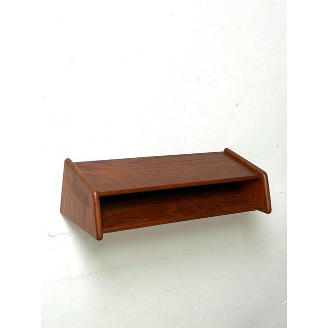 1960s Model 24 Wall Shelves in Teak by Kai Kristiansen for Aksel Kjersgaard, 1960s, Set of 2 For Sale - Image 5 of 10