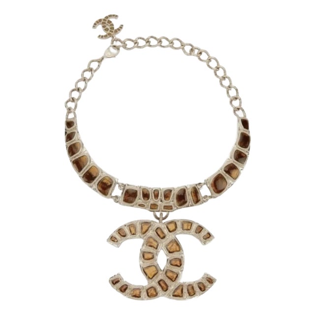 Chanel Ambre Glass and Gold Metal CC Necklace, 2019 For Sale