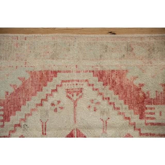 Vintage Distressed Oushak Rug - 2'5" x 4'8" For Sale In New York - Image 6 of 7