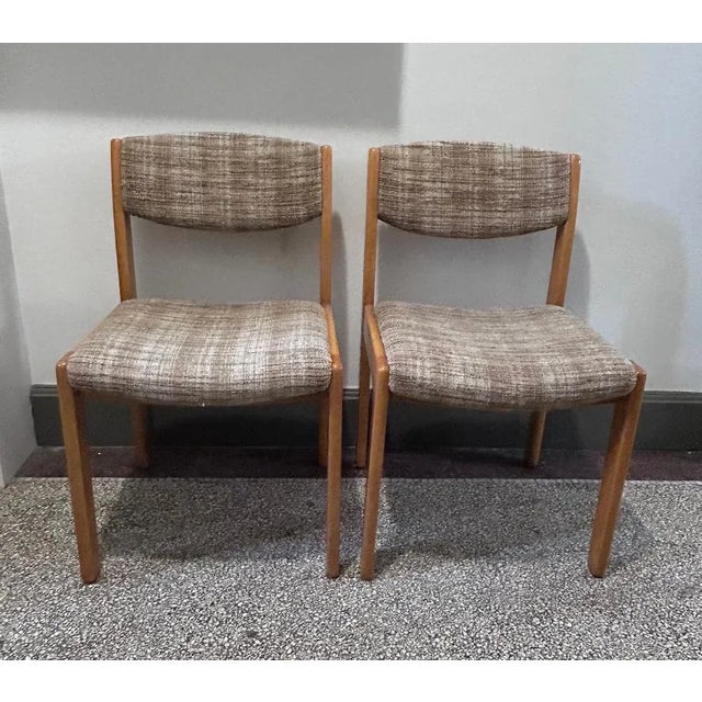 Pair of varnished blond wooden chairs and original woolen.