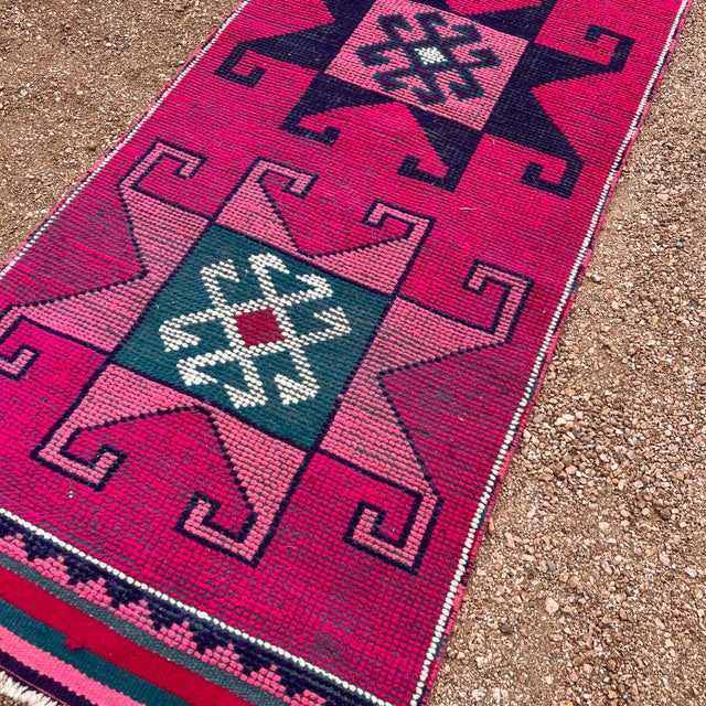 Tribal Vintage 1940s Herki Runner Rug, Handwoven, Hot Pink Geometric Pattern Wool Rug For Sale - Image 3 of 8