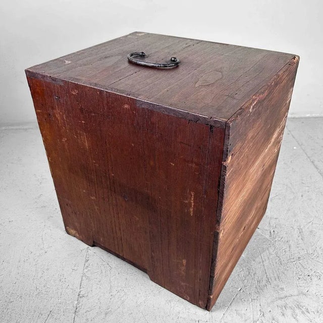 Small Japanese Tansu Drawer Chest, 1920s For Sale - Image 10 of 13