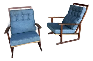 Pair of Mid-Century Danish Modern Lounge Chairs by Selig