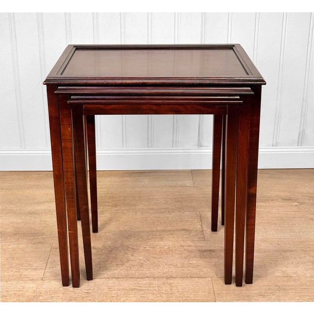 Antique Traditional Mahogany Cocktail Nesting Tables, Set of 3, c.1930's - Pairs Nicely with Many Traditional & Eclectic...