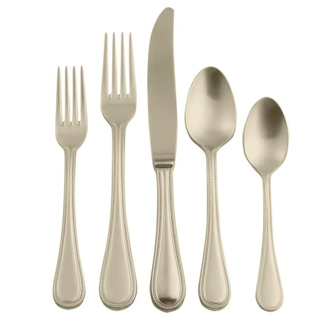 Contemporary Mepra Perla 5-Piece Flatware Set, Ice Champagne For Sale - Image 3 of 3