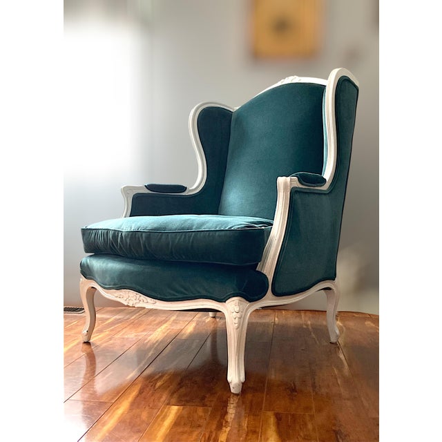 French Provincial Mid-20th Century French Provincial Wingback Chair in Kravet Peacock Blue Velvet For Sale - Image 3 of 18