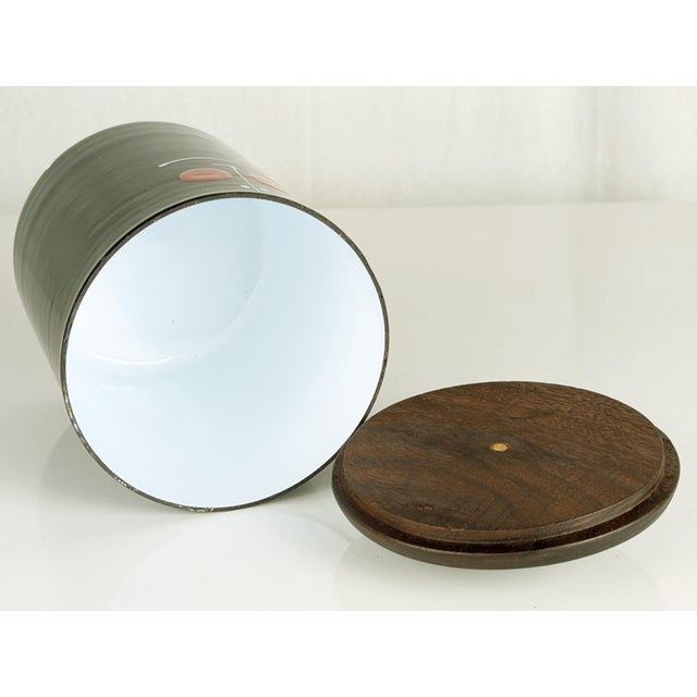 White and Black Enameled Box by Siva, 1960s For Sale - Image 6 of 10