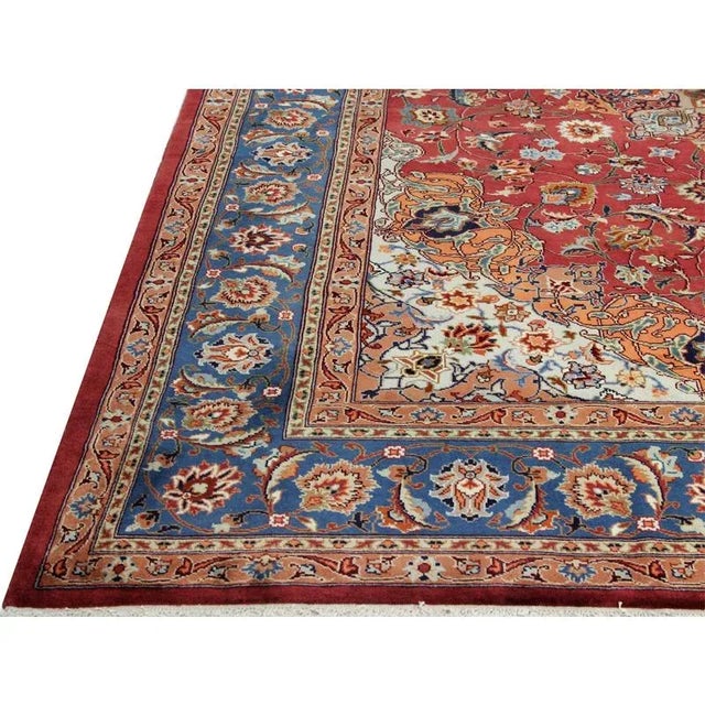 1980s Persian Tabriz Area Rug 9’10” X 12’8″ For Sale - Image 4 of 9
