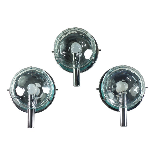 Italian Crystal Facetted Chrome Wall Lamps by Pia Guidetti Crippa for Lumi, 1960s, Set of 3 For Sale