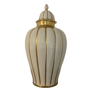 Thomas Rosenthal Baluster Vase With Lid and Gold Trim. For Sale