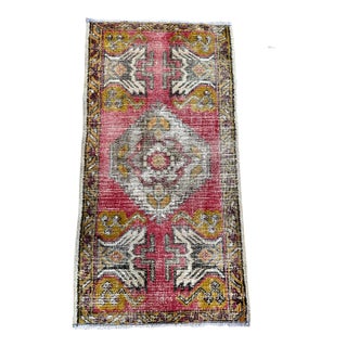 Turkish Yastik Rug 1'9" x 3'5" For Sale