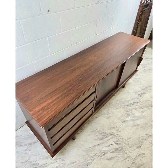 1950s Danish Modern Credenza in the Manner of Gunni Omann For Sale - Image 10 of 12