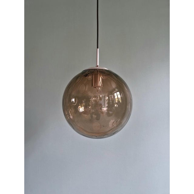 1970s Space Age Honeycomb Smoked Glass Pendant Light from Raak Amsterdam, 1970s For Sale - Image 5 of 12