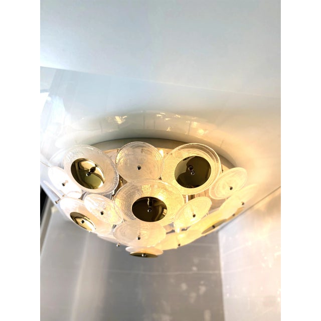 Mid-Century Modern Contemporary Venied-White Disks Murano Glass Flush Mount by Simoeng For Sale - Image 3 of 8