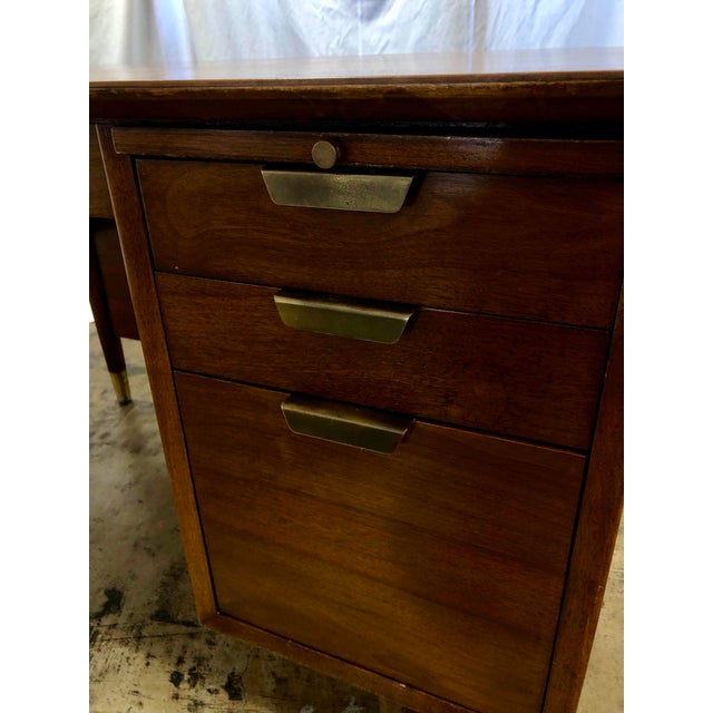Mid 20th Century Wood Boomerang Desk by Standard Furniture Co. For Sale In San Antonio - Image 6 of 12