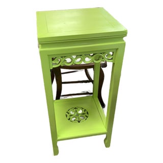 20th Century Chinoiserie Tall Side Table Painted Green For Sale