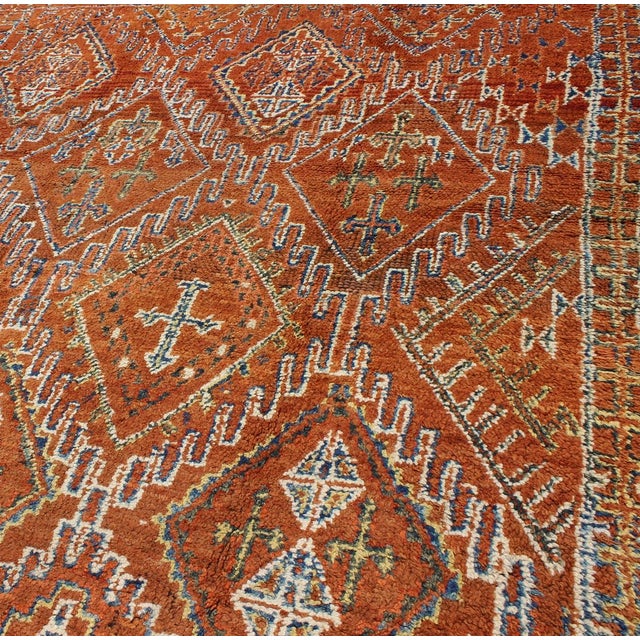 Early 20th Century Antique Moroccan Rug With Diamond & Geometric Design in Brown 5'7"x8'4" For Sale - Image 5 of 10