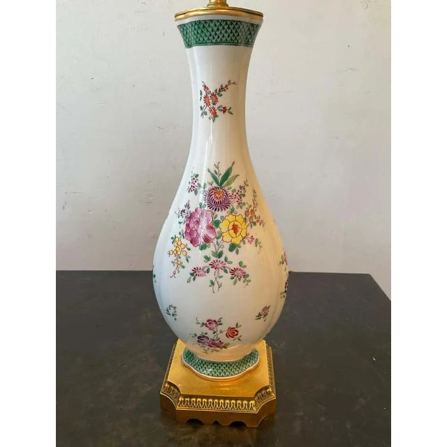 1940s Armorial Samson Porcelain Lamps on Gilt Bronze Bases - a Pair For Sale - Image 12 of 12