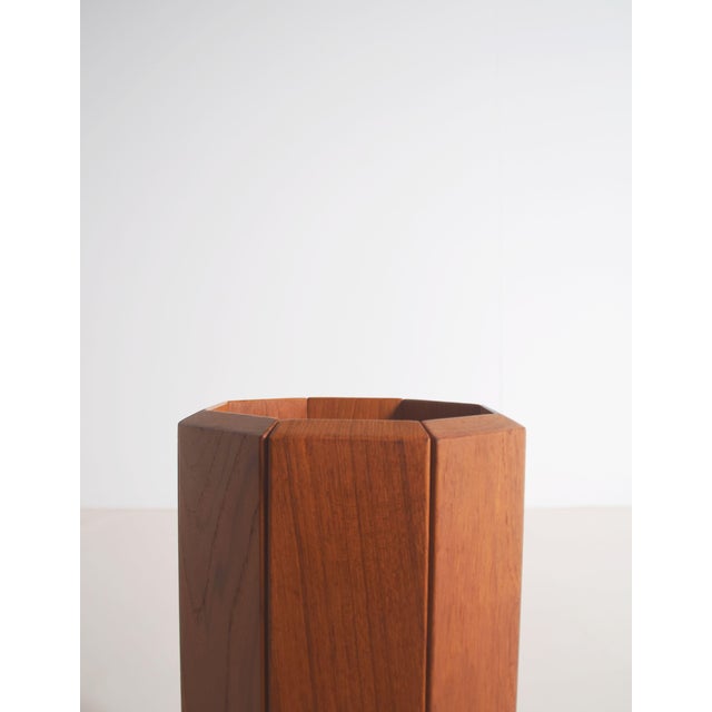 Brown Danish VM110 Umbrella Stand by Kai Kristiansen for Vilbjerg Møbelfabrik, 1960s For Sale - Image 8 of 12