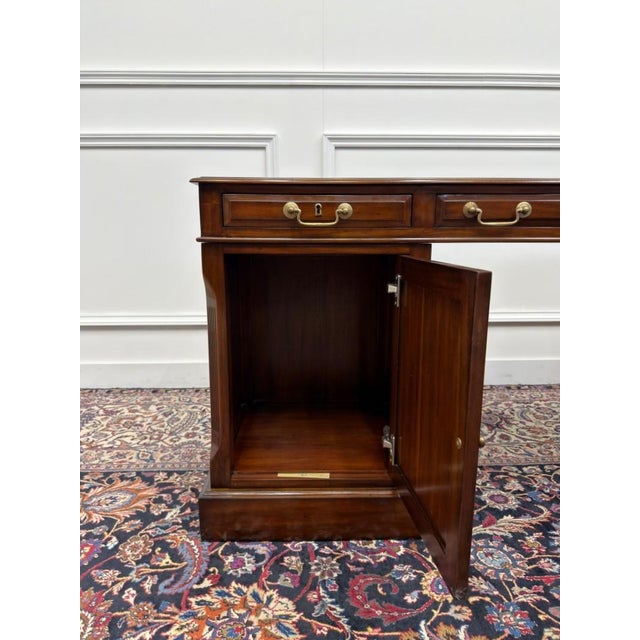 Corner Desk from Globe Wernicke For Sale - Image 13 of 18