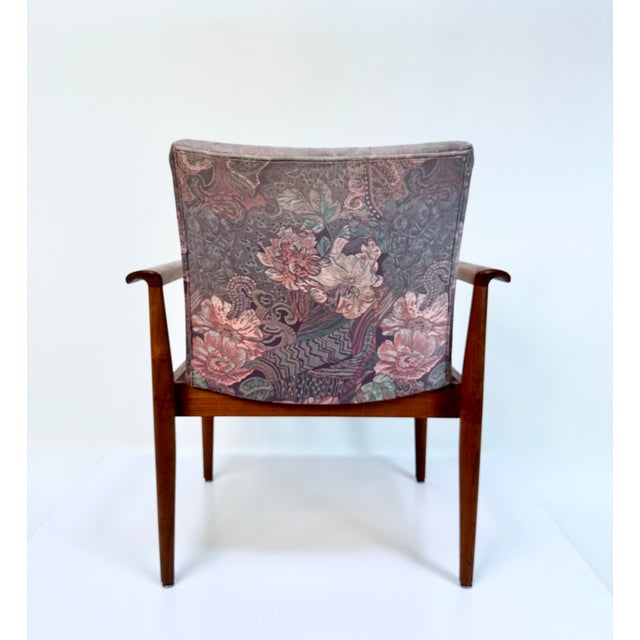 Danish Diplomat Armchair Model Fd 209 in Teakwood by Finn Juhl for France & Søn, 1960s For Sale - Image 6 of 15