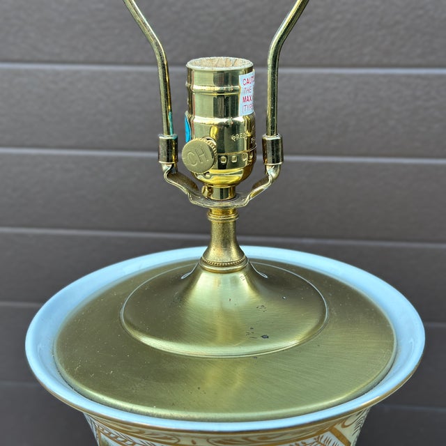 American Vintage Chelsea House Hand Painted Ceramic & Brass Table Lamp For Sale - Image 3 of 12
