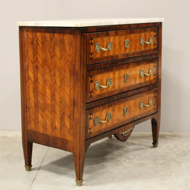 18th Century Louis XVI Chest of Drawers For Sale - Image 4 of 13