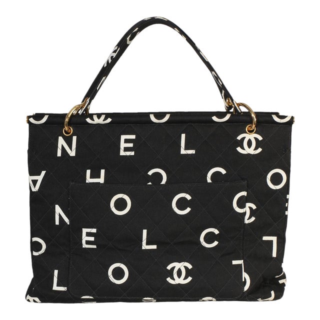 Vintage Black White Quilted Canvas Logo Tote For Sale