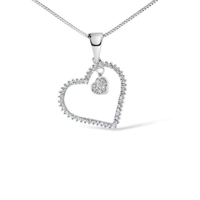 Contemporary 925 Sterling Silver 1/3ct TDW Diamond Heart Pendant Necklace For Sale - Image 3 of 4